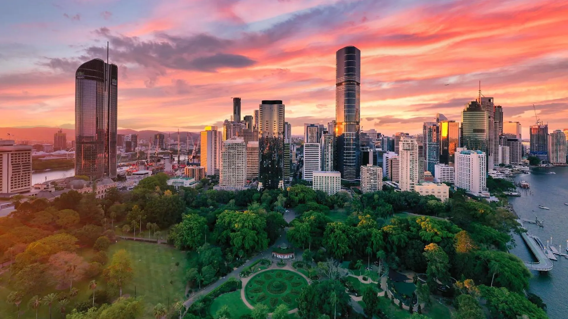Apartment Balcony With Gardens&River Views By Stylish Stays Brisbane