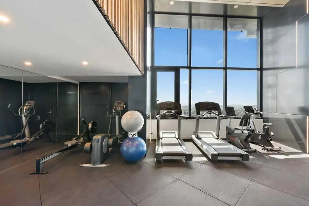 Balcony With Gardens&River Views By Stylish Stays Brisbane Australie