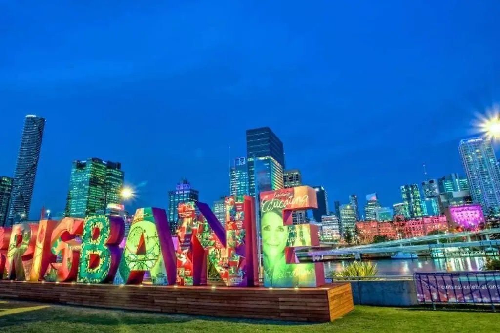 Balcony With Gardens&River Views By Stylish Stays Brisbane Appartement